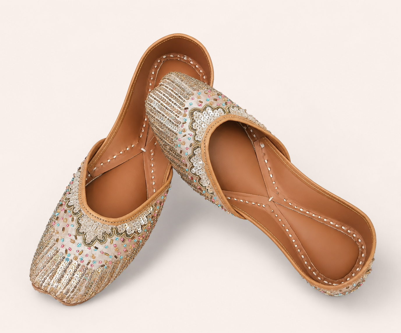 Shahzadi – Handcrafted Leather Mojri for Women