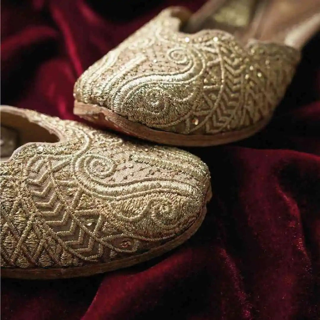 Gold Zari - Marktoes
